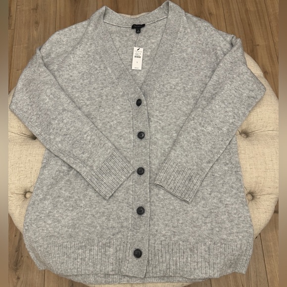 NWT Talbots GIRLFRIEND CARDIGAN - Picture 1 of 4
